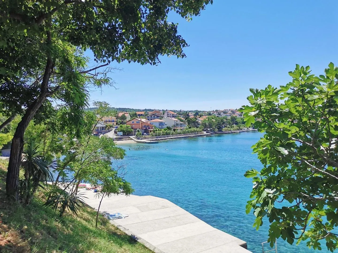 Apartments Radosna Šilo